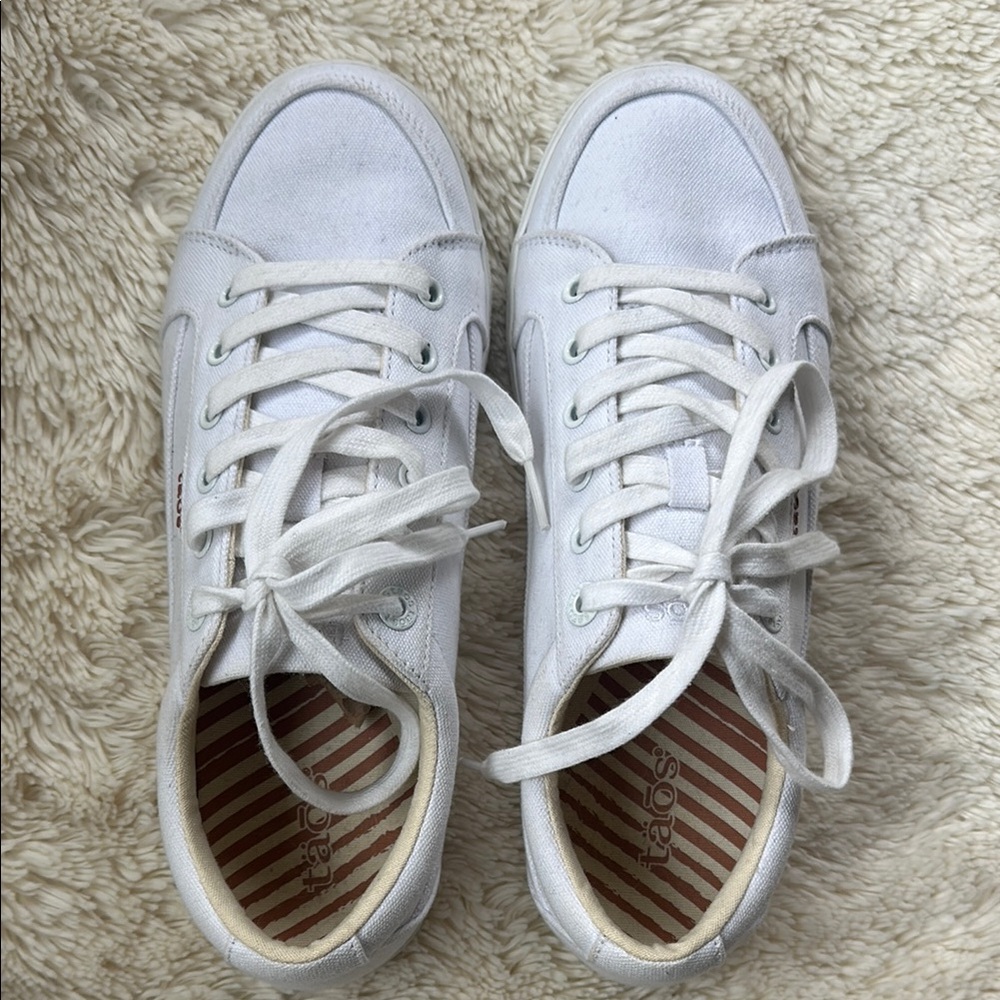 Taos White Canvas Sneakers women size 10 - Picture 2 of 9